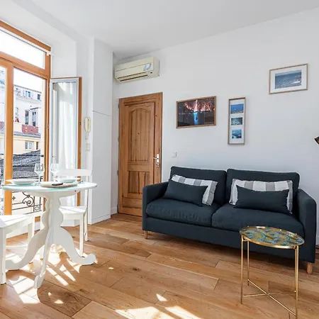 Апартаменты 1 Bdr Downtown Near Place Massena *