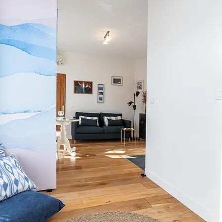 1 Bdr Downtown Near Place Massena * Nice