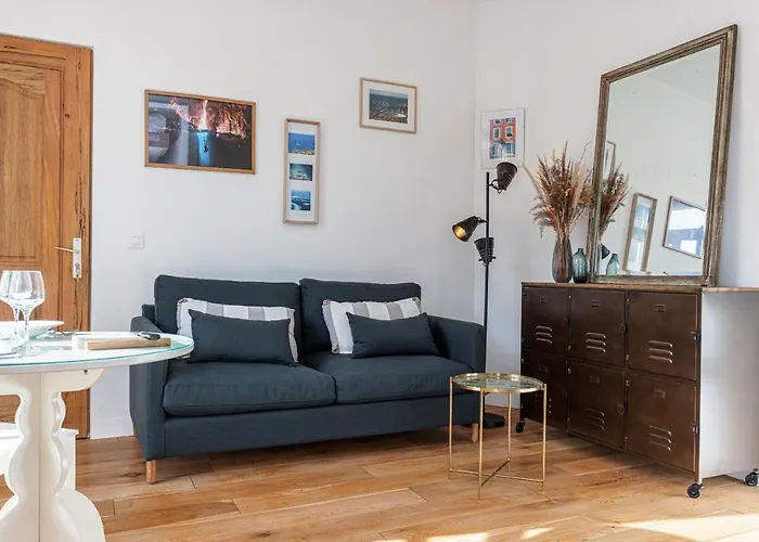 1 Bdr Downtown Near Place Massena Nice