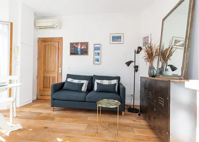 1 Bdr Downtown Near Place Massena Apartment *