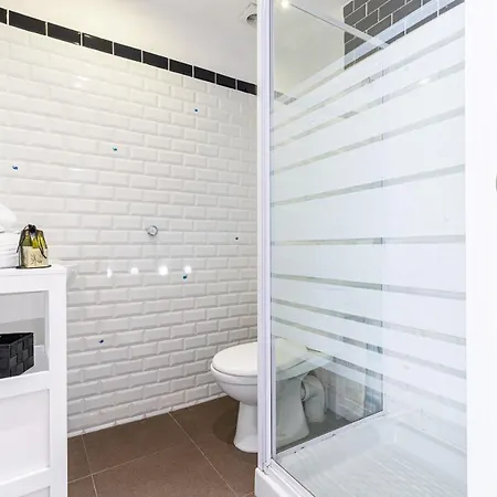 1 Bdr Downtown Near Place Massena شقة نيس