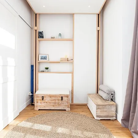 1 Bdr Downtown Near Place Massena Nice