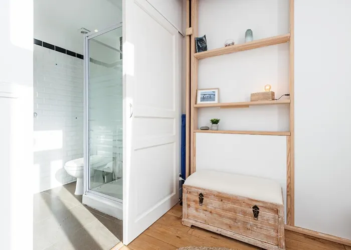 Apartmán 1 Bdr Downtown Near Place Massena *
